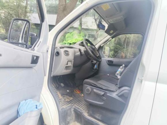 [苏州·苏U] 二手上汽大通MAXUS新途V802019款 2.5T经典款6挡手动傲运通短轴中顶5/6座