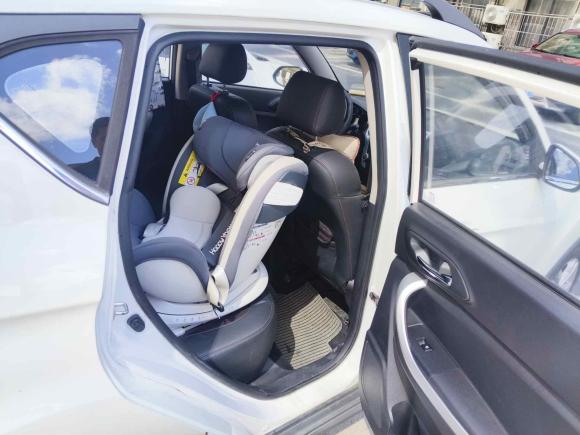 [杭州·浙D] 二手长安长安CS352016款 1.6L 自动豪华型 国V