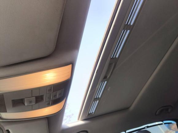 [上海·皖D] 二手奔驰奔驰E级2011款 E 200 L CGI优雅型