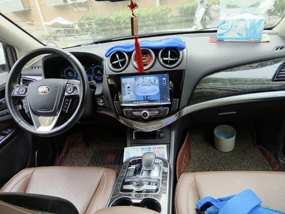 [上海·沪L] 二手比亚迪唐新能源2015款 2.0T 四驱旗舰型