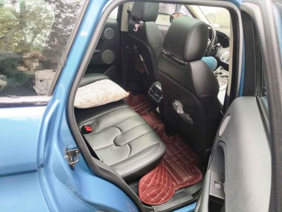 [成都·川A] 二手路虎揽胜极光2015款 2.0T 五门智耀版