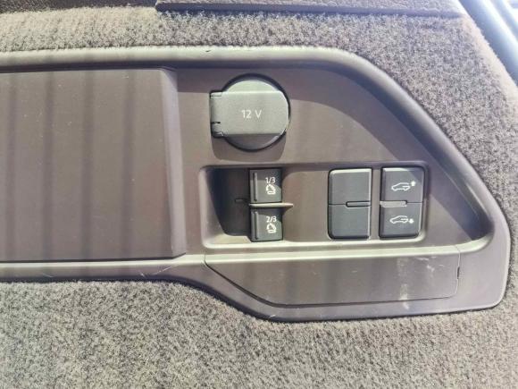 [西安·陕A] 二手大众途锐2011款 3.0TSI 舒适型