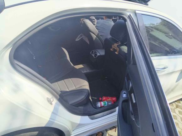 [上海·沪A] 二手奔驰奔驰C级2018款 C 180 L 时尚型运动版