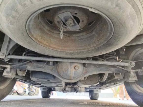 [杭州·粤E] 二手陆风陆风X82014款 探索版 2.5T 柴油4X4豪华型