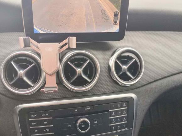 [上海·沪L] 二手奔驰奔驰GLA2017款 GLA 200 动感型