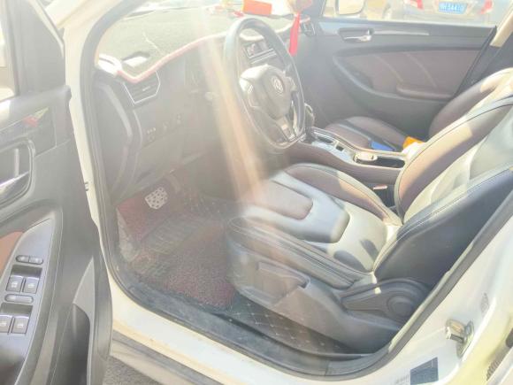 [温州·浙C] 二手东风风光风光5802016款 改款 1.5T CVT豪华型