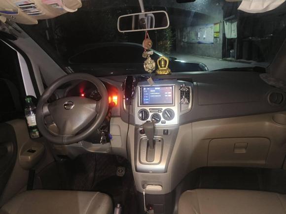 [西安·陕A] 二手日产日产NV2002018款 1.6L CVT豪华型