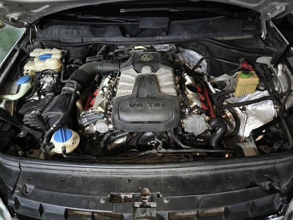 [无锡·沪C] 二手大众途锐2011款 3.0TSI 标配型