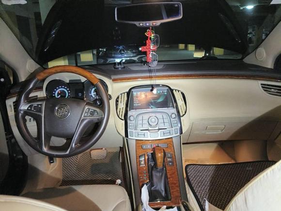 [无锡·苏B] 二手别克君越2012款 2.4L SIDI豪华版