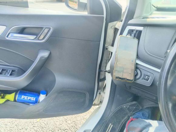 [上海·沪A] 二手荣威荣威i6新能源2017款 45T 混动互联智享版