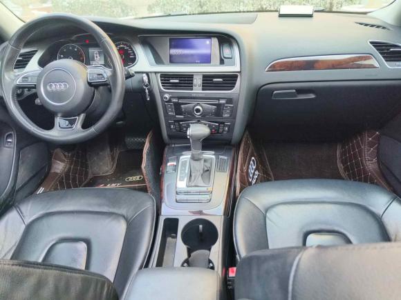 [南京·苏A] 二手奥迪奥迪A4L2013款 35 TFSI 自动标准型