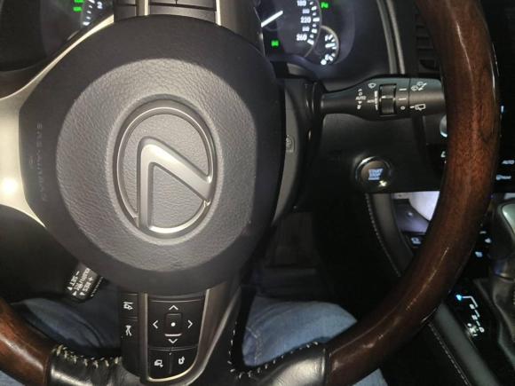 [广州·粤A] 二手雷克萨斯雷克萨斯RX2016款 300 四驱豪华版 国V