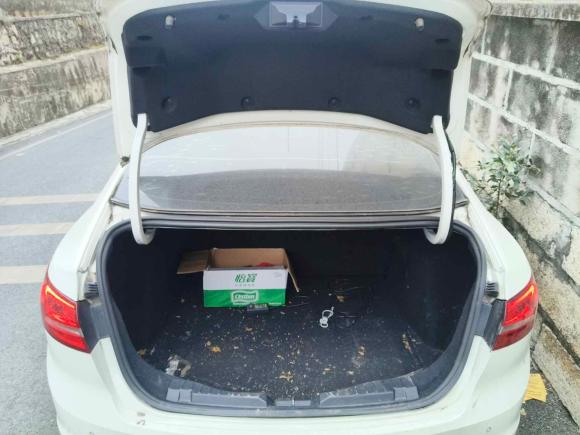 [深圳·粤M] 二手福特福睿斯2015款 1.5L 自动时尚型