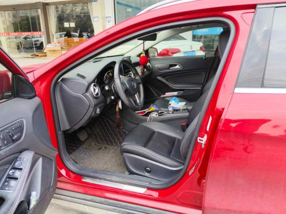 [金华·浙G] 二手奔驰奔驰GLA2016款 GLA 200 时尚型