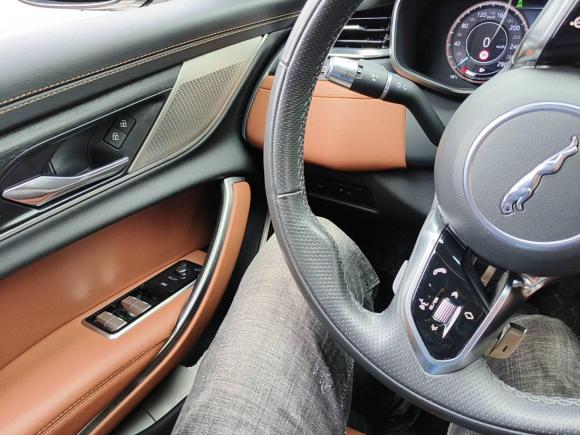 [上海·沪A] 二手捷豹捷豹XFL2022款 XFL 2.0T P250 两驱精英运动版