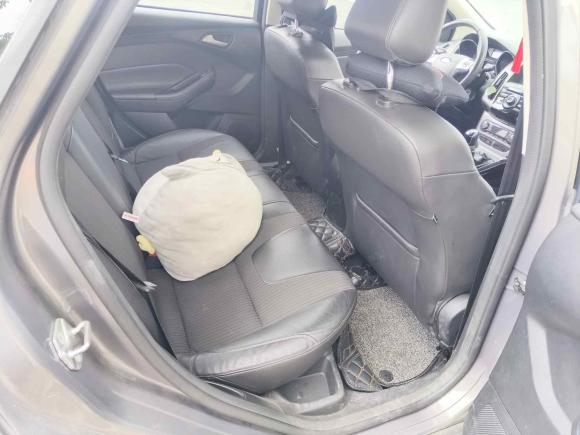 [武汉·鄂W] 二手福特福克斯2012款 三厢 1.6L 手动风尚型