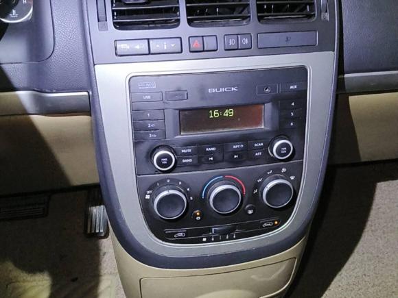 [成都·川A] 二手别克别克GL82014款 2.4L 行政版