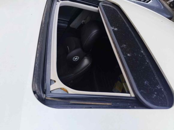 [广州·桂R] 二手福特蒙迪欧2013款 2.0L GTDi240旗舰型