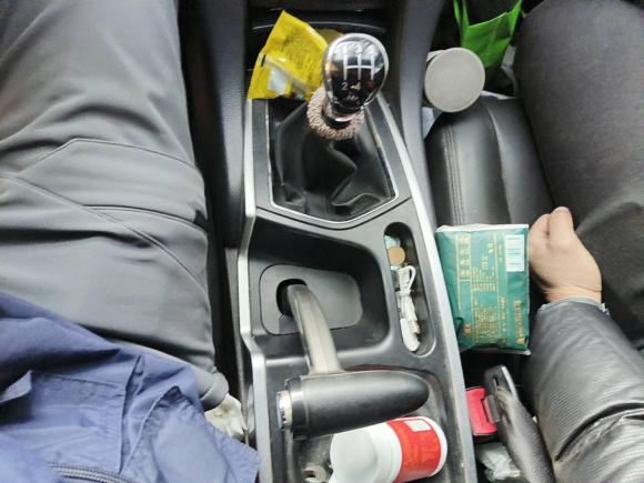 [南通·苏F] 二手江铃驭胜S3502013款 2.4T 手动两驱柴油豪华版5座