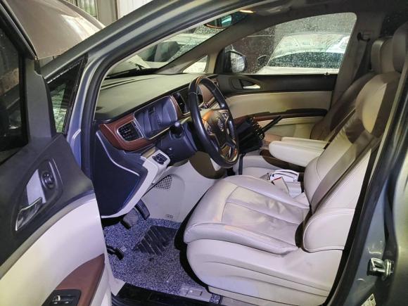 [广州·粤A] 二手别克别克GL82018款 28T 豪华型 国VI