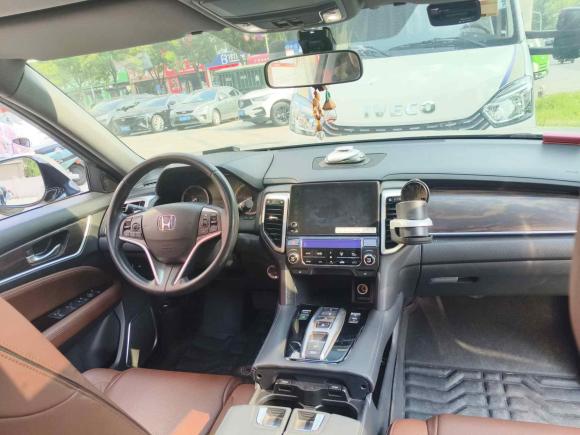 [南京·苏J] 二手本田本田UR-V2017款 370TURBO 两驱尊贵版 国V