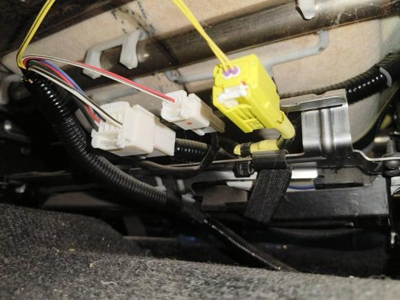 [西安·陕A] 二手丰田RAV4荣放2015款 2.5L 自动四驱精英版