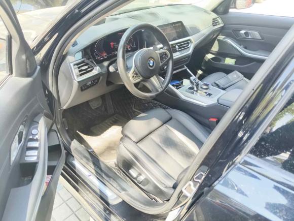 [上海·沪K] 二手宝马宝马3系2022款 330i M运动曜夜套装