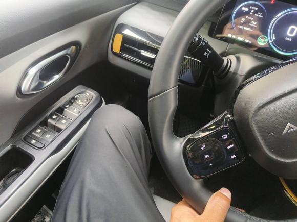 [上海·沪A] 二手埃安AION Y2022款 70 智领版 磷酸铁锂