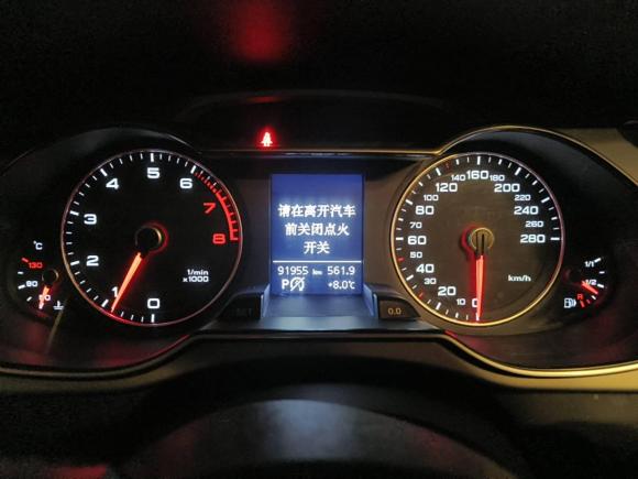 [常州·苏D] 二手奥迪奥迪A4L2016款 35 TFSI 典藏版 自动标准型