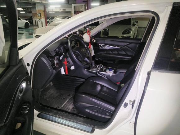 [上海·沪G] 二手英菲尼迪英菲尼迪Q702013款 Q70L 2.5L 舒适版