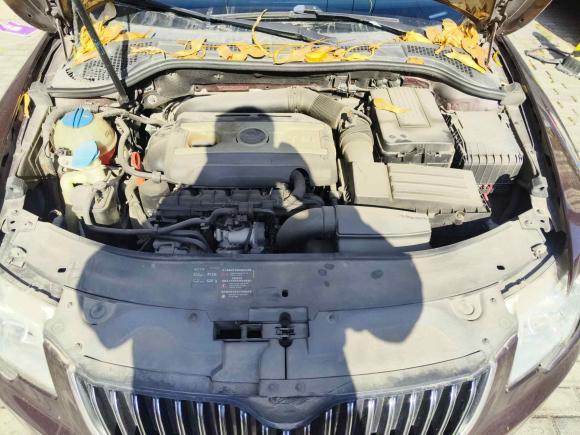 [上海·沪C] 二手斯柯达昊锐2009款 1.8TSI 自动优雅版