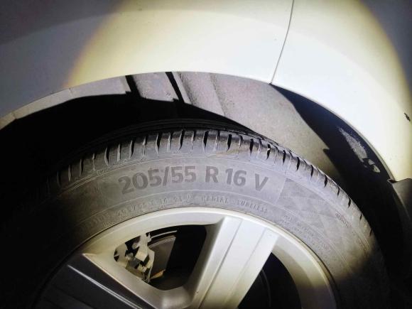 [无锡·苏B] 二手大众高尔夫2015款 1.4TSI 自动豪华型