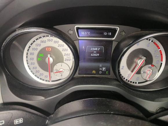 [宁波·浙B] 二手奔驰奔驰GLA2015款 GLA 200 时尚型