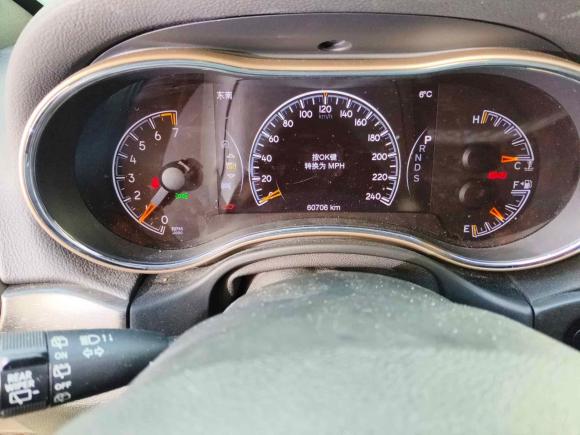 [上海·沪A] 二手Jeep大切诺基2014款 3.0L 舒享导航版