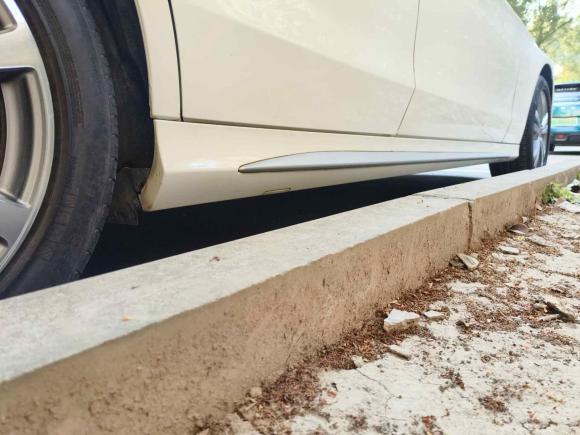 [上海·沪B] 二手奔驰奔驰C级2017款 改款 C 200 L 运动版