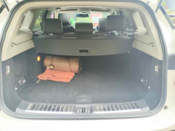 [成都·川A] 二手众泰众泰T7002017款 1.8T 双离合尊享型