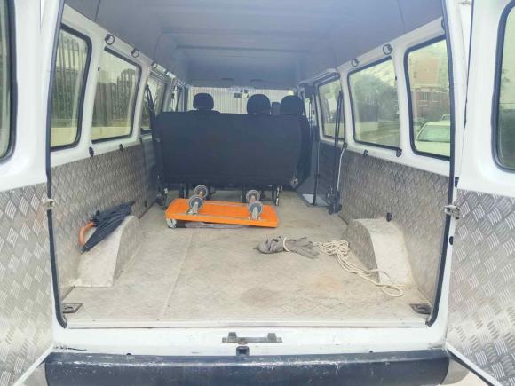 [南通·沪B] 二手福特经典全顺2016款 2.8T柴油长轴6座中顶多功能车JX493ZLQ4