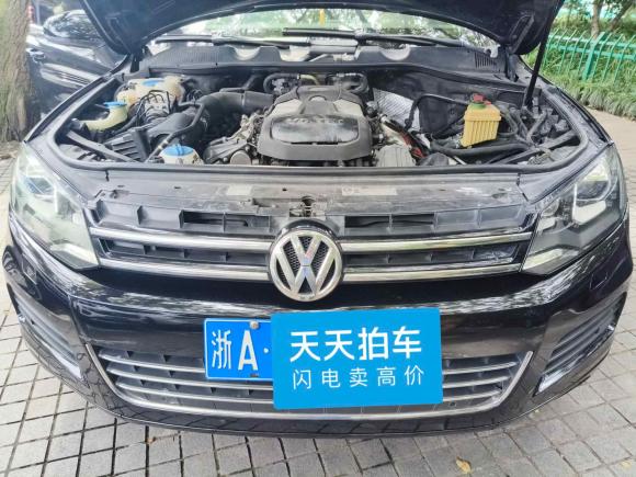 [杭州·浙A] 二手大众途锐2011款 3.0TSI 高配型