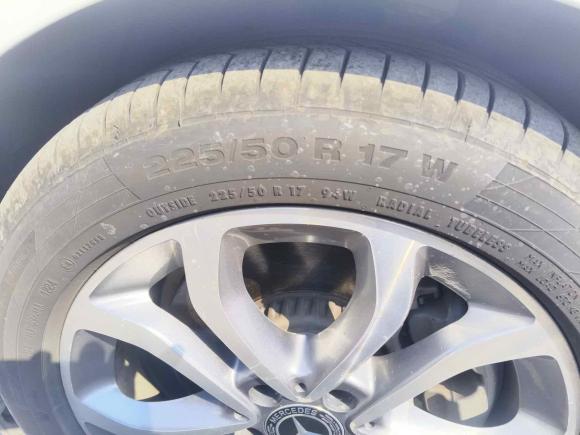 [南京·苏A] 二手奔驰奔驰C级2018款 C 180 L 时尚型运动版