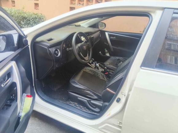 [上海·鄂F] 二手丰田卡罗拉2017款 改款双擎 1.8L E-CVT领先版