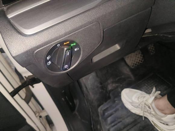 [青岛·鲁B] 二手大众凌渡2015款 280TSI DSG豪华版