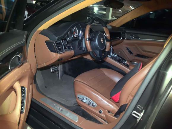 [深圳·粤B] 二手保时捷Panamera2010款 Panamera Turbo 4.8T