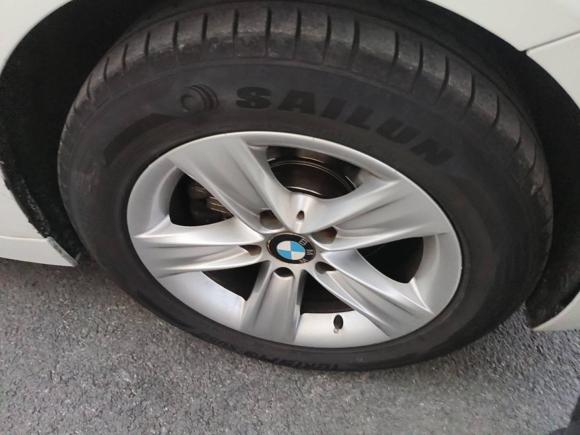 [青岛·鲁B] 二手宝马宝马3系2013款 320i 时尚型