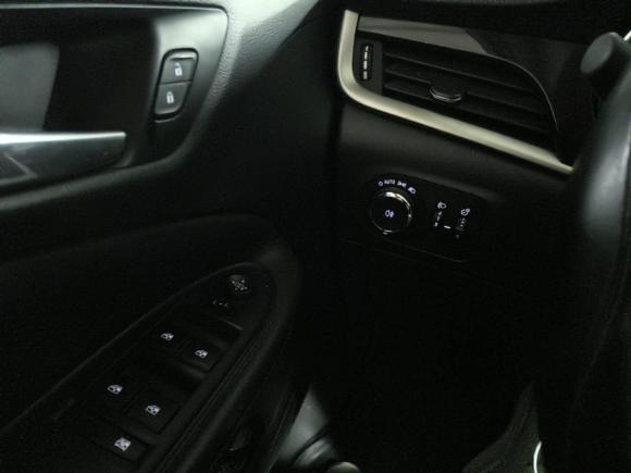 [苏州·苏E] 二手别克威朗2018款 三厢 20T 双离合领先型