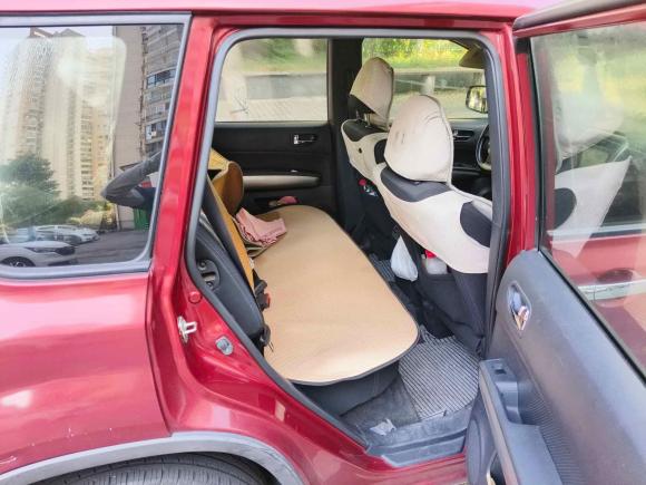 [南昌·赣A] 二手东风风度东风风度MX62015款 2.0L CVT两驱卓越版