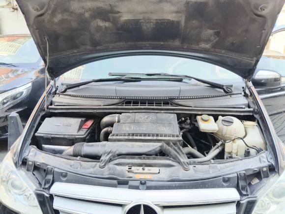 [上海·皖P] 二手奔驰唯雅诺2013款 3.0L 领航版