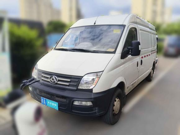 [南昌·赣A] 二手上汽大通MAXUS新途V802021款 2.0T 手动经典城配王长轴中顶3座