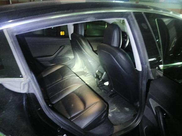 [青岛·鲁B] 二手特斯拉Model 32020款 标准续航后驱升级版