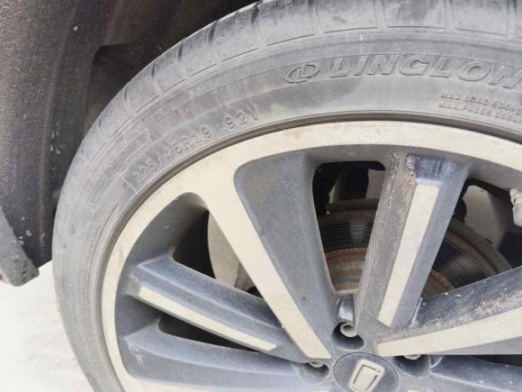 [青岛·鲁B] 二手奔腾奔腾T772019款 230 TID 自动尊贵型 国V