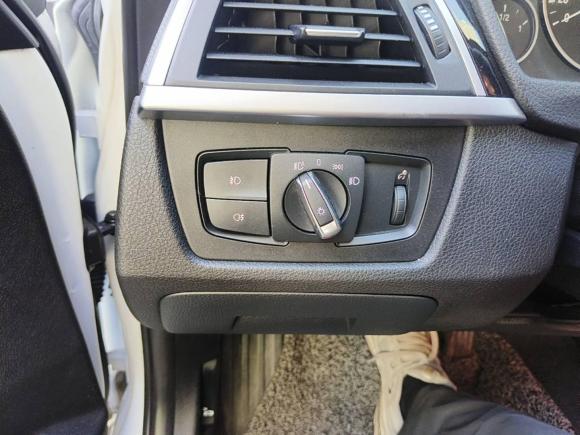 [深圳·粤V] 二手宝马宝马3系2017款 320Li 时尚型